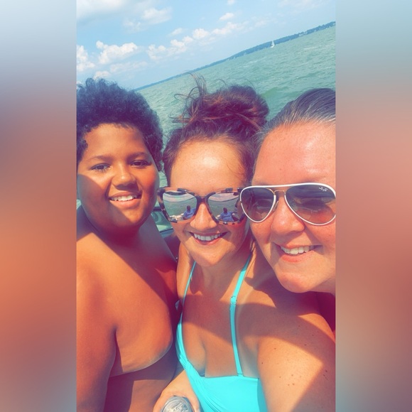 THE JOY SISTERS ARE LIVE!!! - Picture 2 of 5